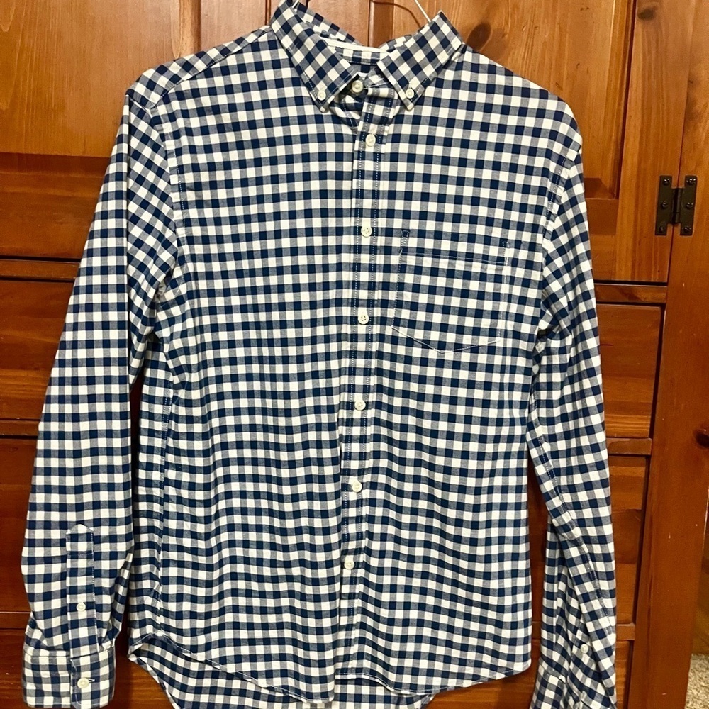 Old Navy Plaid Button Down Shirt - Medium